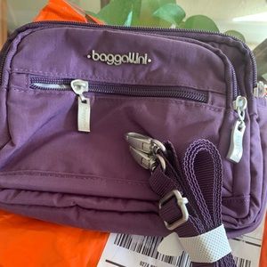 Baggallini, small , purple, brand new purse